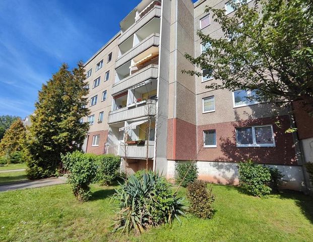 4-Raum-Wohnung mit Weitblick ins Erzgebirge - Foto 1