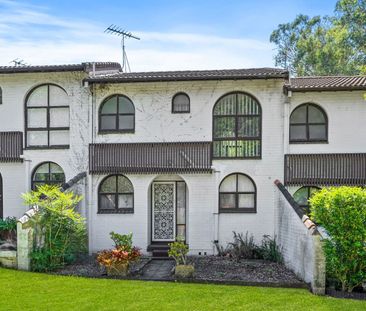 Low-Maintenance & Convenient 3-Bedroom Townhouse - Photo 4
