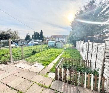 Rose Lane, Marks Gate, RM6 5NH, Property for rent - Photo 5