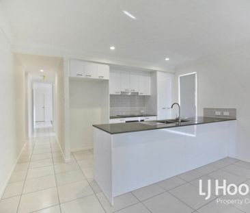 Modern Family Home in Logan Reserve! - Photo 6