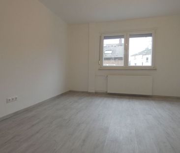 *** Sanierte Single-Wohnung mit Duschbad! *** - Foto 1