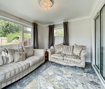 3 bedroom Detached Bungalow to let - Photo 3