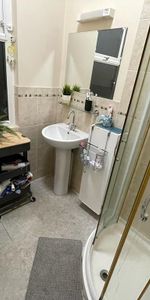 7 Bed Terraced House, Brudenell Road, LS6 - Photo 4