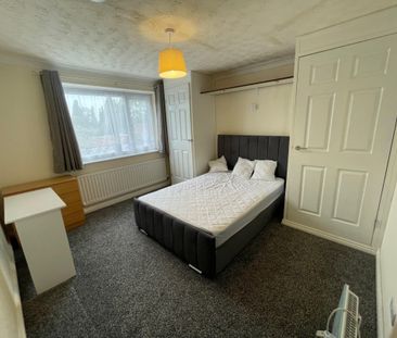 To Let: Durham Road, Stockton-On-Tees, TS19 0QA - Photo 3