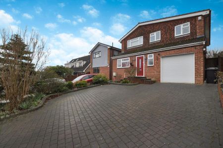 4 bedroom detached house to rent - Photo 4