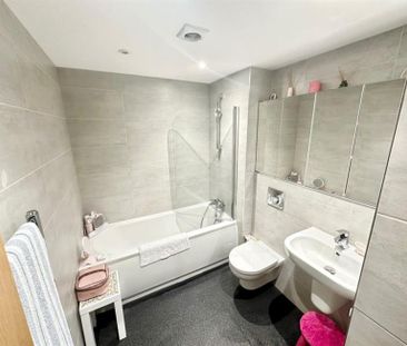 Apt 8 1a The Causeway, Altrincham - Photo 2