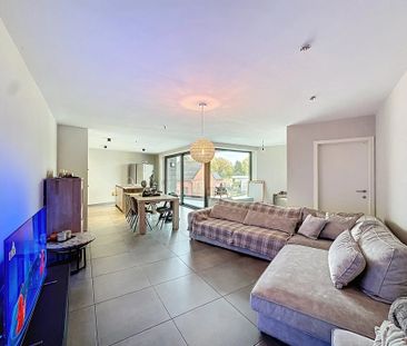 Modern en ruim appartement met 2 slaapkamers, staanplaats, berging ... - Photo 1