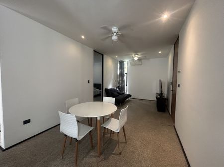 Departamento de 2 recámaras, amueblado, en Montebello. - Photo 2