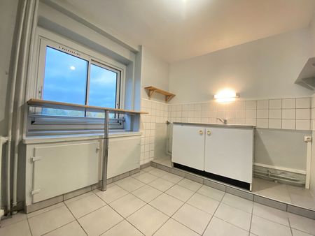 Location Appartement 3 pièces 79m² ROUEN 76100 - Photo 5