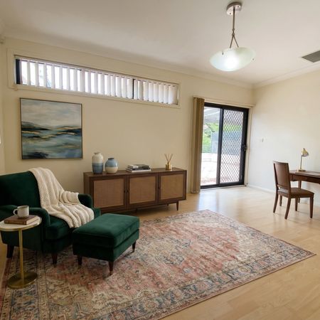 Convenient, Low-Maintenance Lifestyle in a Prime Location - Photo 3