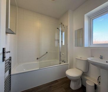 2 bedroom maisonette to rent - Photo 5