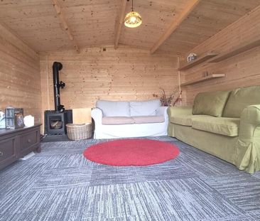 3 bedroom semi-detached house to rent - Photo 3