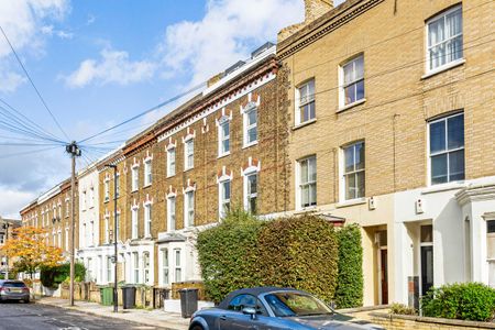 Concanon Road, London, SW2 - Photo 2