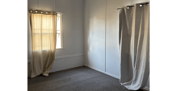 Low mtnce 2 bed unit walk to town - Photo 1