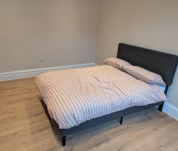 1 bedroom in a house share to rent - Photo 4