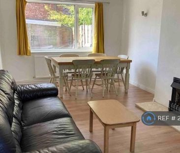 1 bedroom in a house share to rent - Photo 2