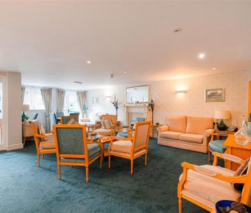 1 bedroom retirement property to rent - Photo 4