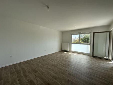 Location Appartement 3 pièces 64m² CHARTRES 28000 - Photo 4