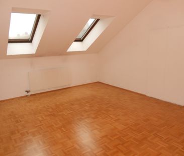 **Ab sofort** Sonnige 3-Zimmer Wohnung mit Dachterrasse in der Volk... - Foto 5