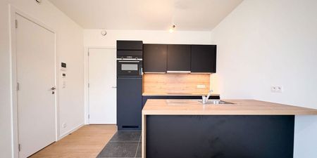 Appartement te huur in Liège voor € 1.100 met 2 slaapkamers - Photo 2
