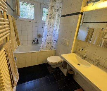 Beautiful 2.5-room apartment for rent in the center of Fribourg! - Foto 3