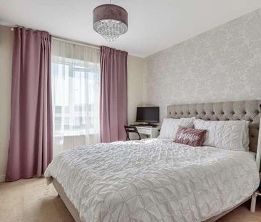 Fleming Place, Bracknell, RG12 - Photo 1