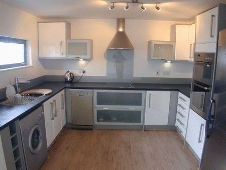 2 bedroom flat to rent - Photo 5