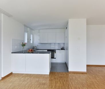 4.5 Zimmer, 100 m², 2. Stock - Photo 2