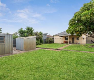 Charming 1940s Art Deco Home! - Open to View Tuesday 18th November ... - Photo 2