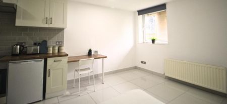 1 bedroom flat to rent - Photo 4