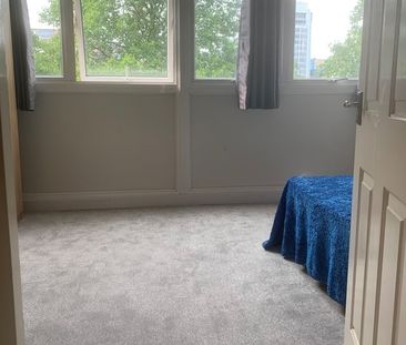 4 Bed Flat, Holcroft Court, W1W - Photo 5
