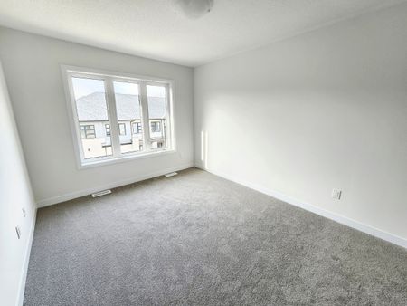 For Lease - 25 John Canning Way, Markham, Ontario - Photo 5