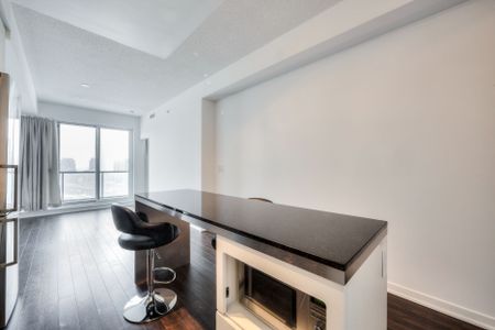 For Lease - 51 East Liberty Street Unit# 1809, Toronto, Ontario - Photo 2