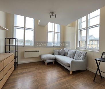 1 bedroom ground floor flat to rent - Photo 1