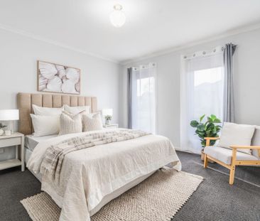 SPACIOUS MODERN FAMILY HOME - Photo 4