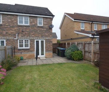 2 bedroom end of terrace house to rent - Photo 1