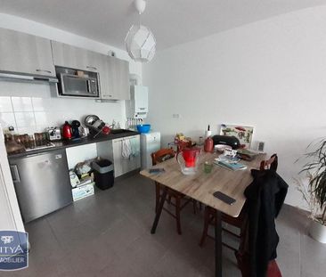 Location Appartement 2 pièces 40m² MONTLOUIS SUR LOIRE 37270 - Photo 3