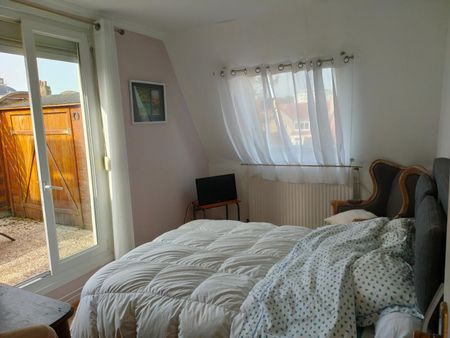 Location Appartement 3 pièces 82m² ST OMER 62500 - Photo 4