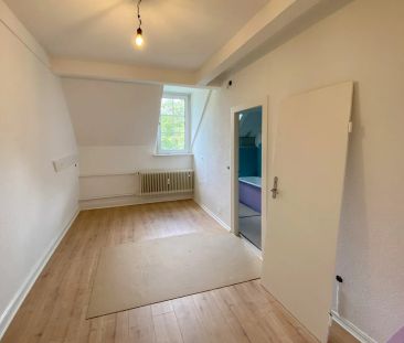Wohnen zur Miete in einer Burg? 4-Zimmer Wohnung in der Burg Volper... - Foto 1