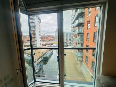 1 Bed Flat, Armouries Way, LS10 - Photo 4