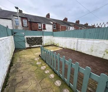 3 bedroom house to rent - Photo 2