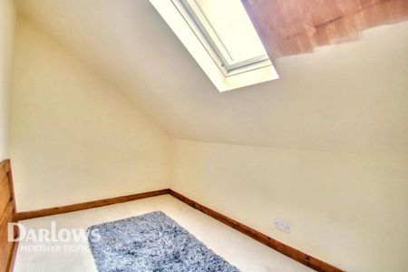 3 bedroom terraced house to rent - Photo 4