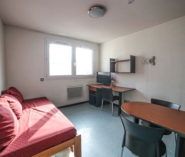 Location Appartement 1 pièce 18m² ROUEN 76000 - Photo 2