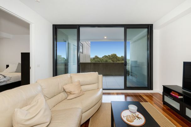 Modern Living In Prime Campbell Location - Photo 1