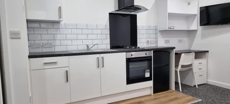 Studio to rent - Photo 5