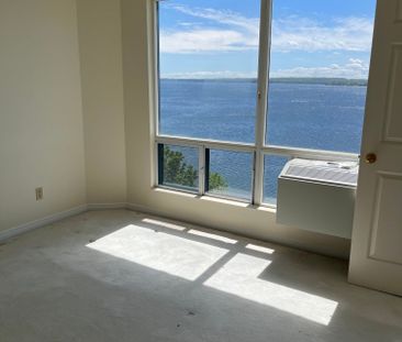 For Lease - 217 Dunlop Street Unit# 703, Barrie, Ontario - Photo 2