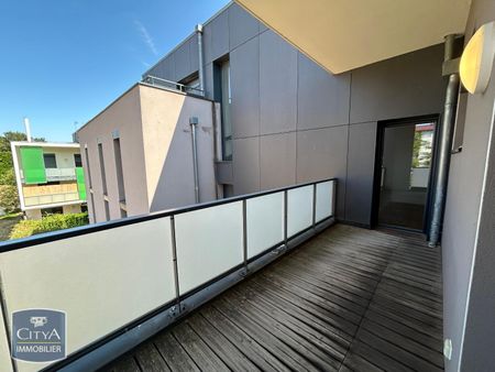 Location Appartement 2 pièces 51m² BOURG EN BRESSE 01000 - Photo 3