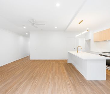 Stunning New Townhouse – Style, Space & Sophistication in Wooloowin... - Photo 1