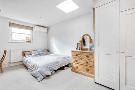 4 bedroom terraced house to rent - Photo 5