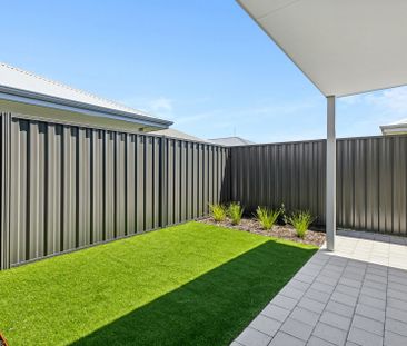 Modern Family Home in the Heart of Brabham - Convenience at Your Do... - Photo 4